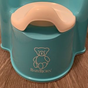 Toddler training potty